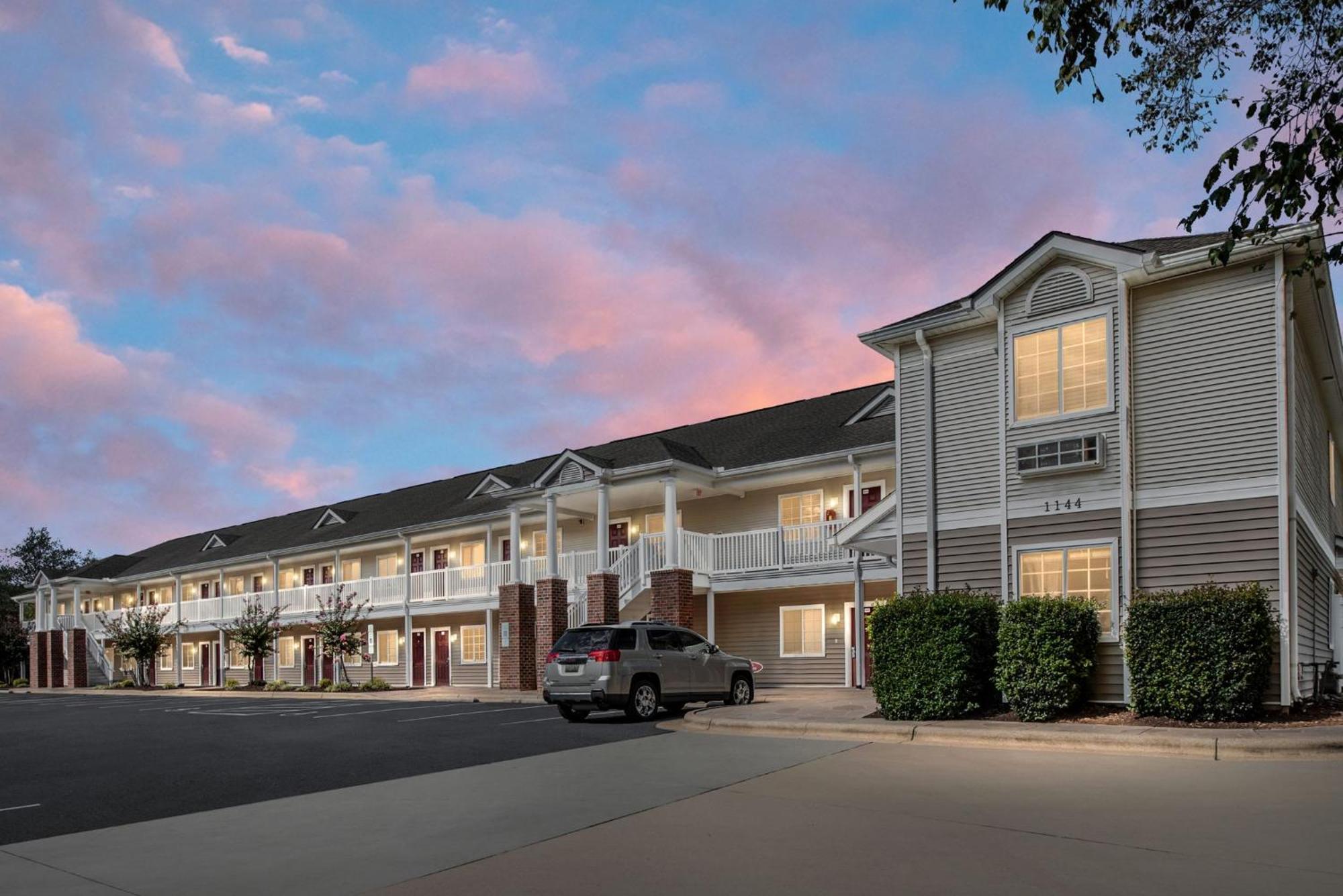 Affordable Suites Greenville Exterior foto